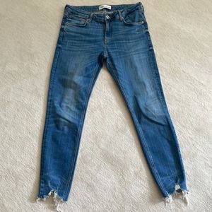 Zara THE SKINNY blue jeans size 10